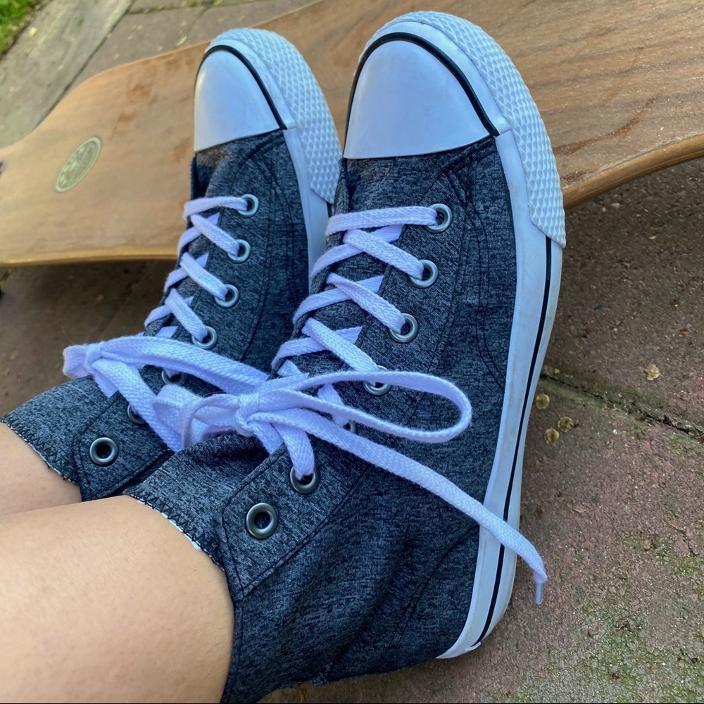 AIRWALK Hightops Charcoal Grey Size 9